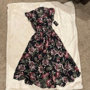 Alexa B Nites petite maxi dress, size 12P, Navy blue with flowers